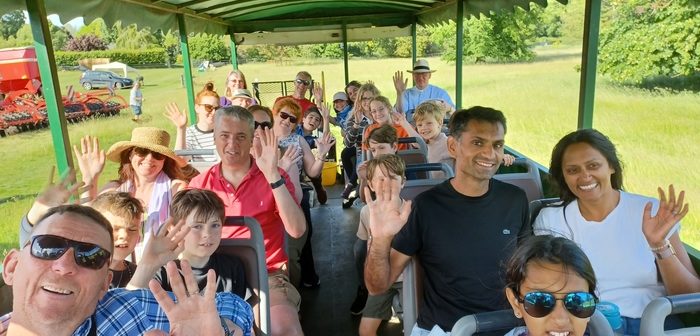 Farmers unite to showcase British farming